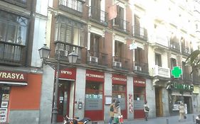 Hostal Noviciado Madrid